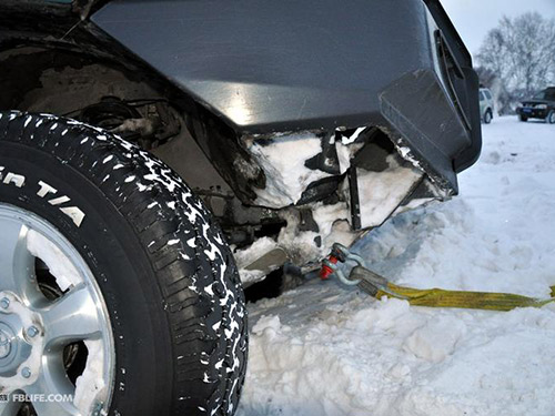 冬季汽车救援：应对雪地困境的策略与技巧
