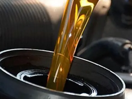银川市道路救援介绍汽车润滑油有哪些作用？