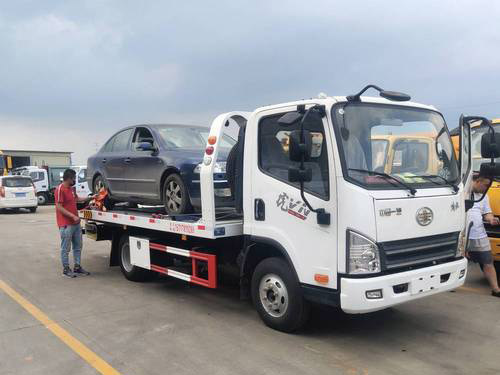 新河县道路拖车救援：解决汽车无法正常行驶的快速解决方案